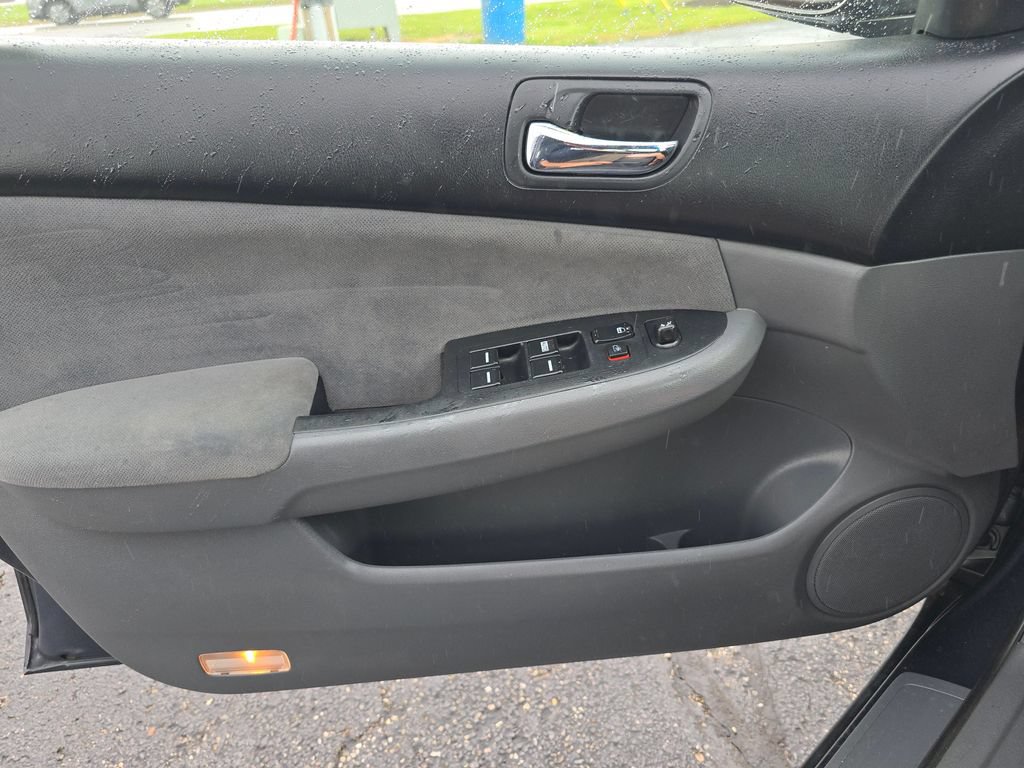 Used 2007 Honda Accord LX image 19