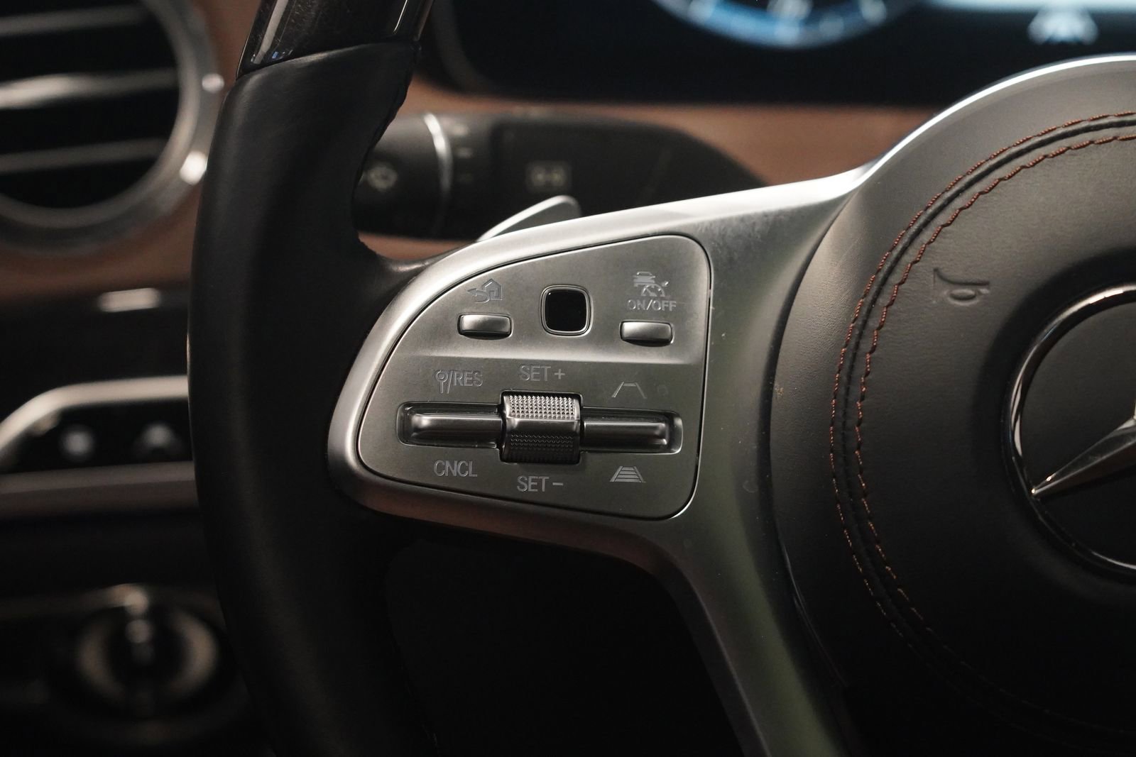 Used 2020 Mercedes-Benz S 560 4MATIC Sedan image 16