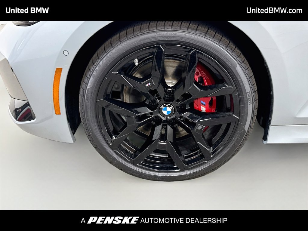 New 2026 BMW 330i Sedan w/ M Sport Package RWD image 9