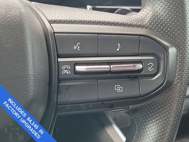Used 2023 Chevrolet Colorado Trail Boss w/ Technology Package AWD/4WD image 29