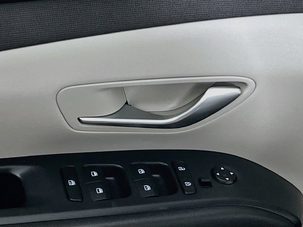 Used 2024 Hyundai Tucson SEL w/ Convenience Package FWD image 16