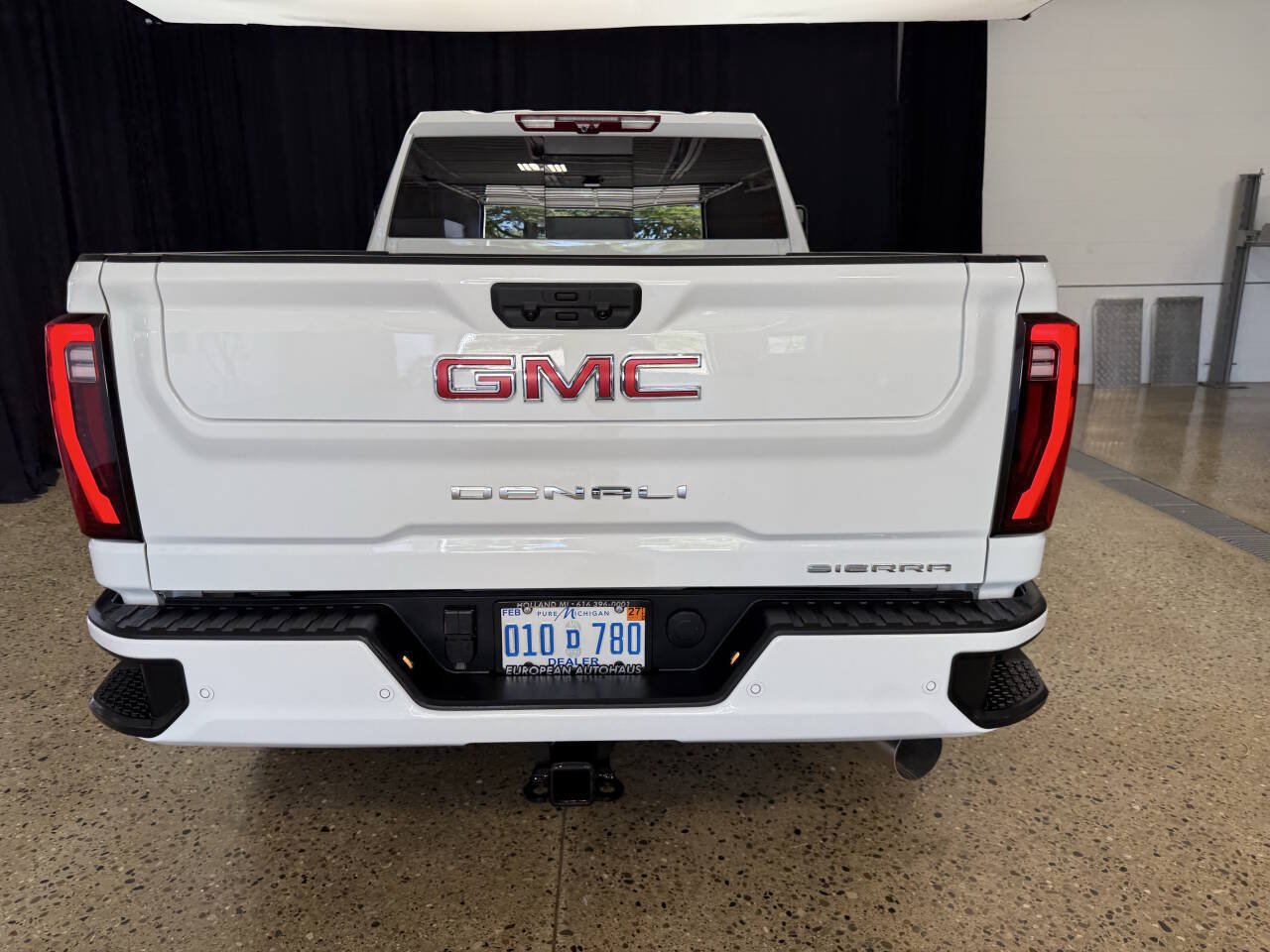 Used 2026 GMC Sierra 2500 Denali w/ Denali Reserve Package AWD/4WD image 7