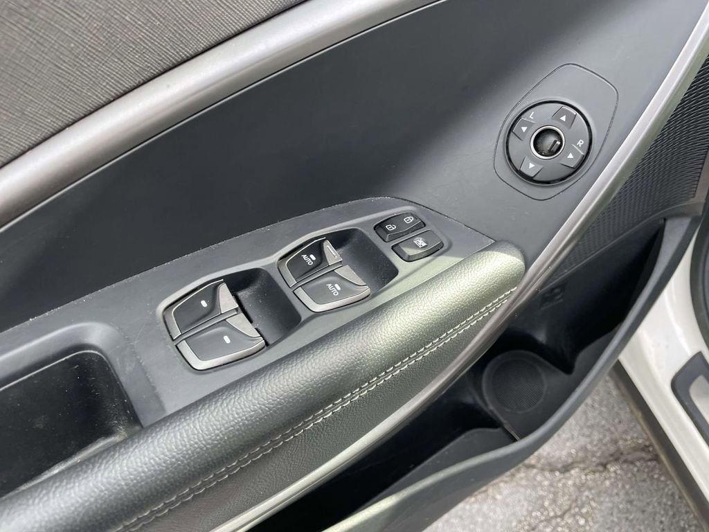 Used 2019 Hyundai Santa Fe XL SE w/ SE Premium Package 02 image 25