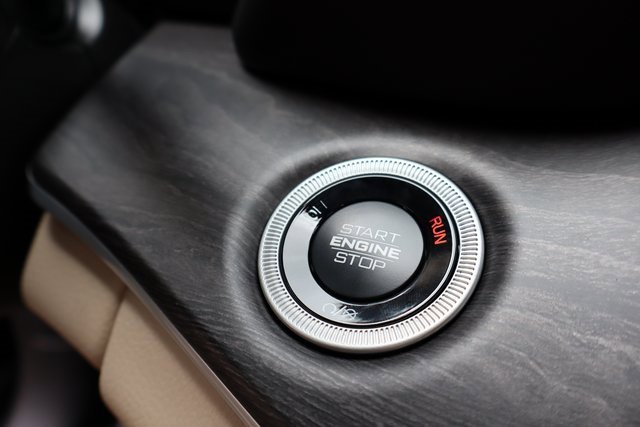 New 2025 Jeep Grand Cherokee Limited image 17