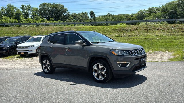 Used 2019 Jeep Compass Limited AWD/4WD image 2