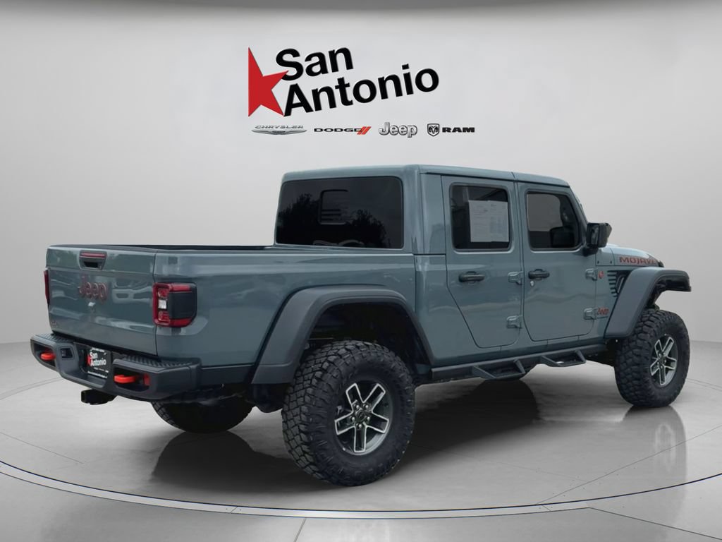 Certified 2025 Jeep Gladiator Mojave w/ Convenience Group AWD/4WD image 14
