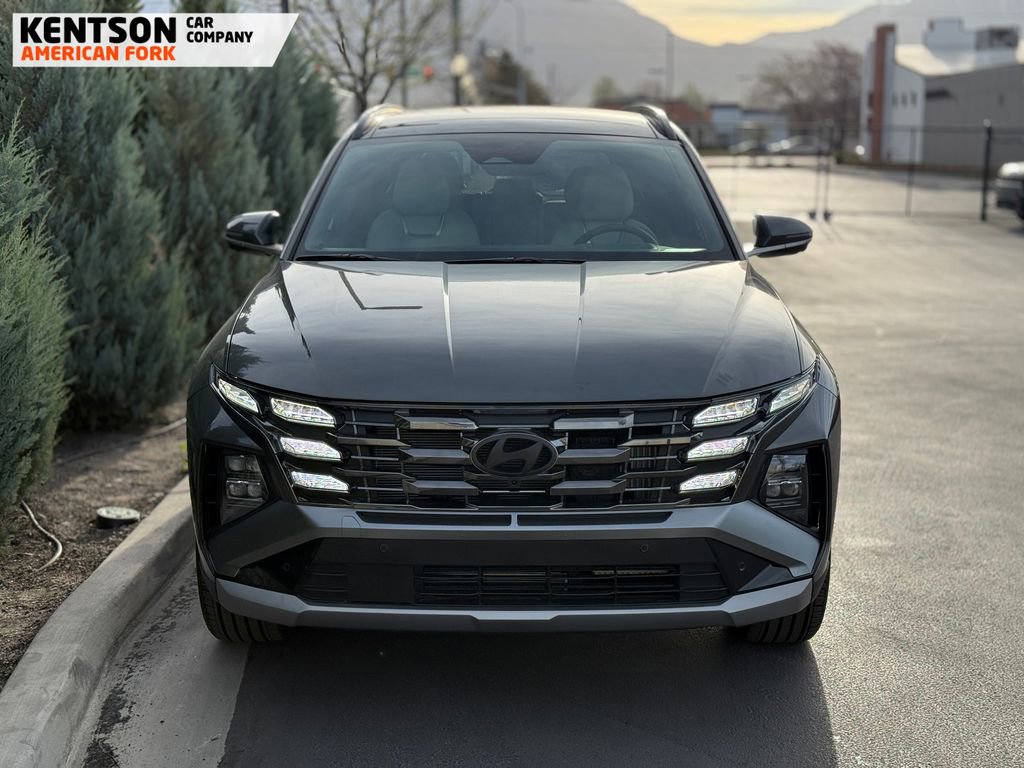 Used 2025 Hyundai Tucson Limited image 2