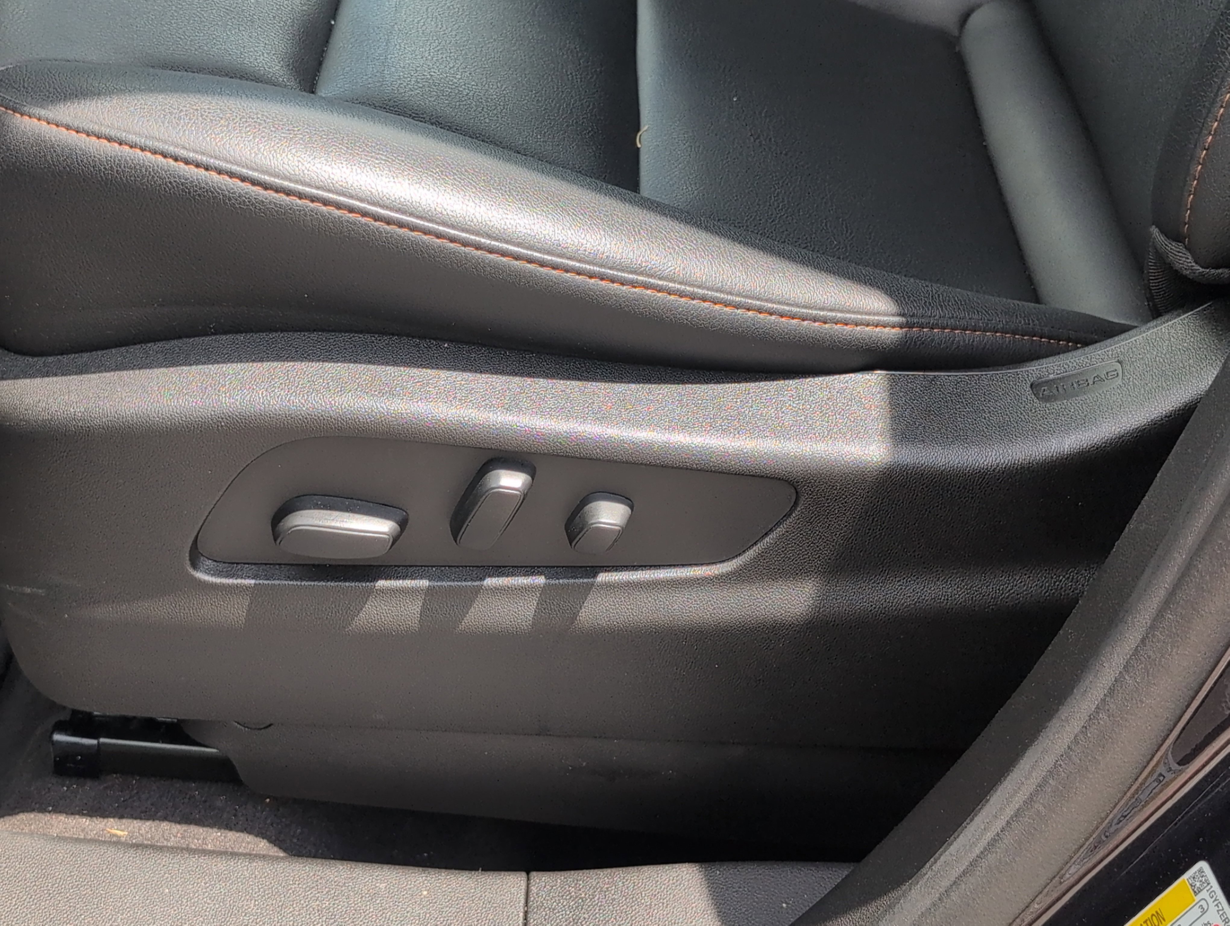 Certified 2022 Cadillac XT4 Sport w/ Enhanced Visibility Package FWD image 15
