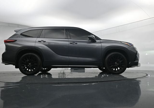 Used 2024 Toyota Highlander XSE AWD/4WD image 43