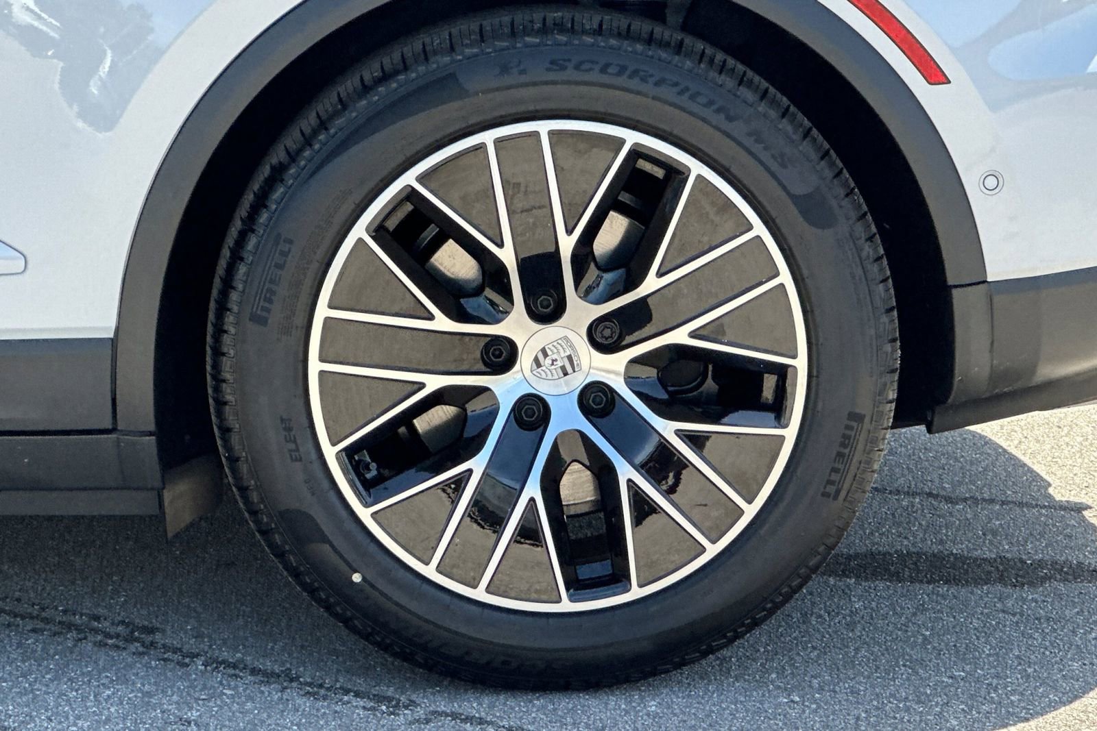 New 2026 Porsche Macan Electric RWD image 45