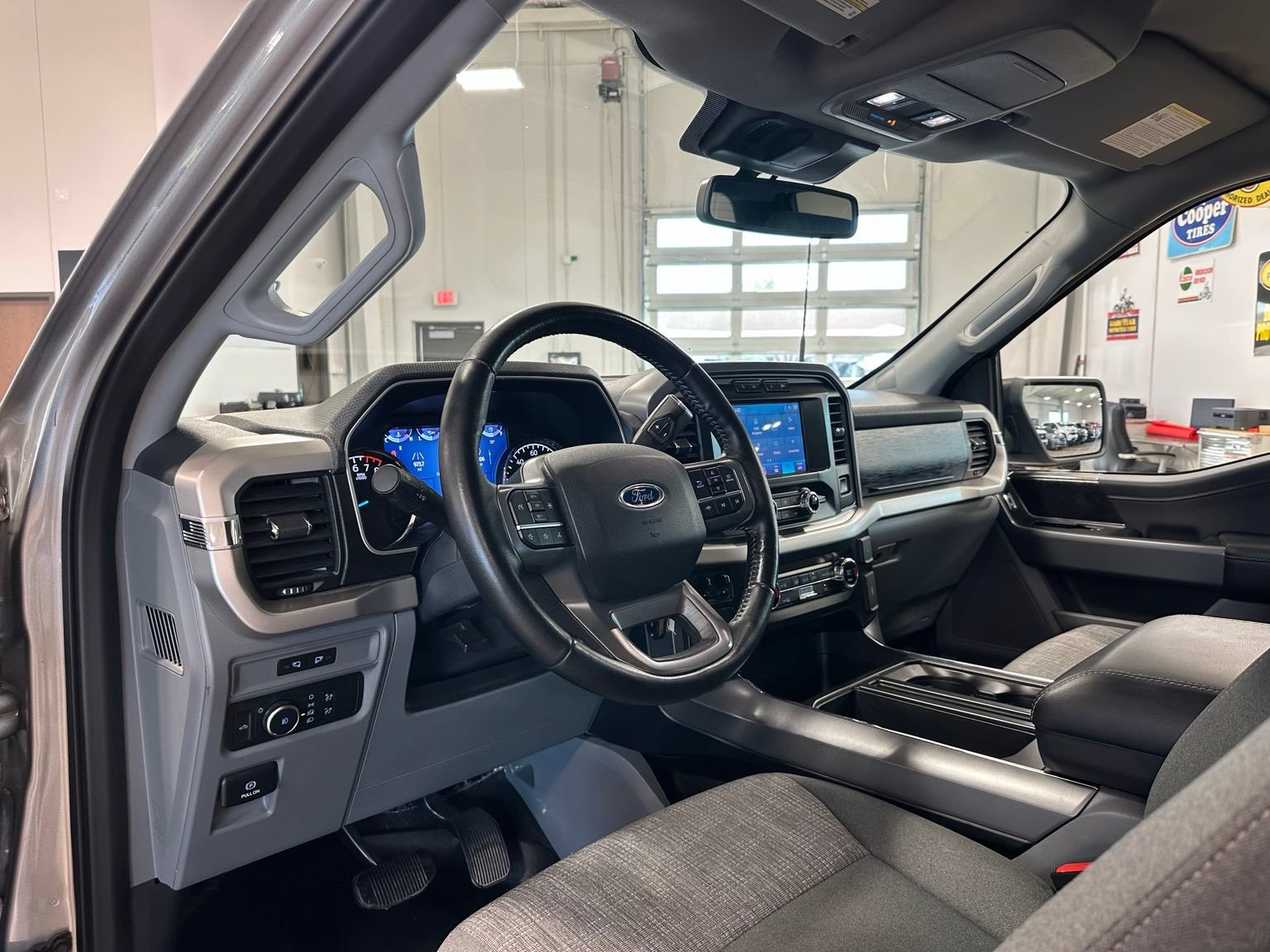 Used 2021 Ford F150 XLT w/ Equipment Group 301A Mid RWD image 16
