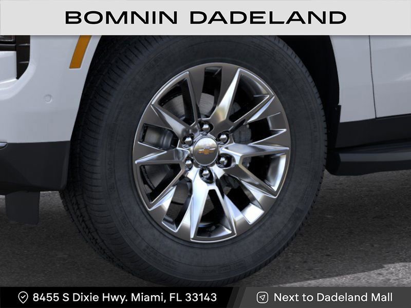 New 2026 Chevrolet Suburban Premier image 9