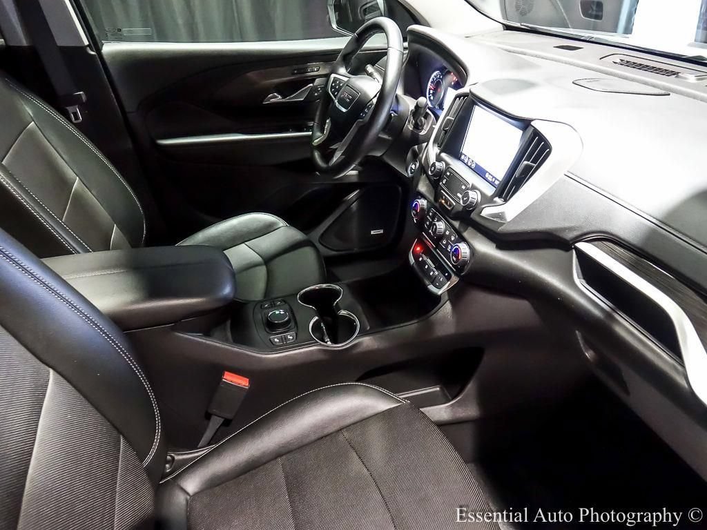 Used 2024 GMC Terrain SLT w/ Infotainment Package II FWD image 33
