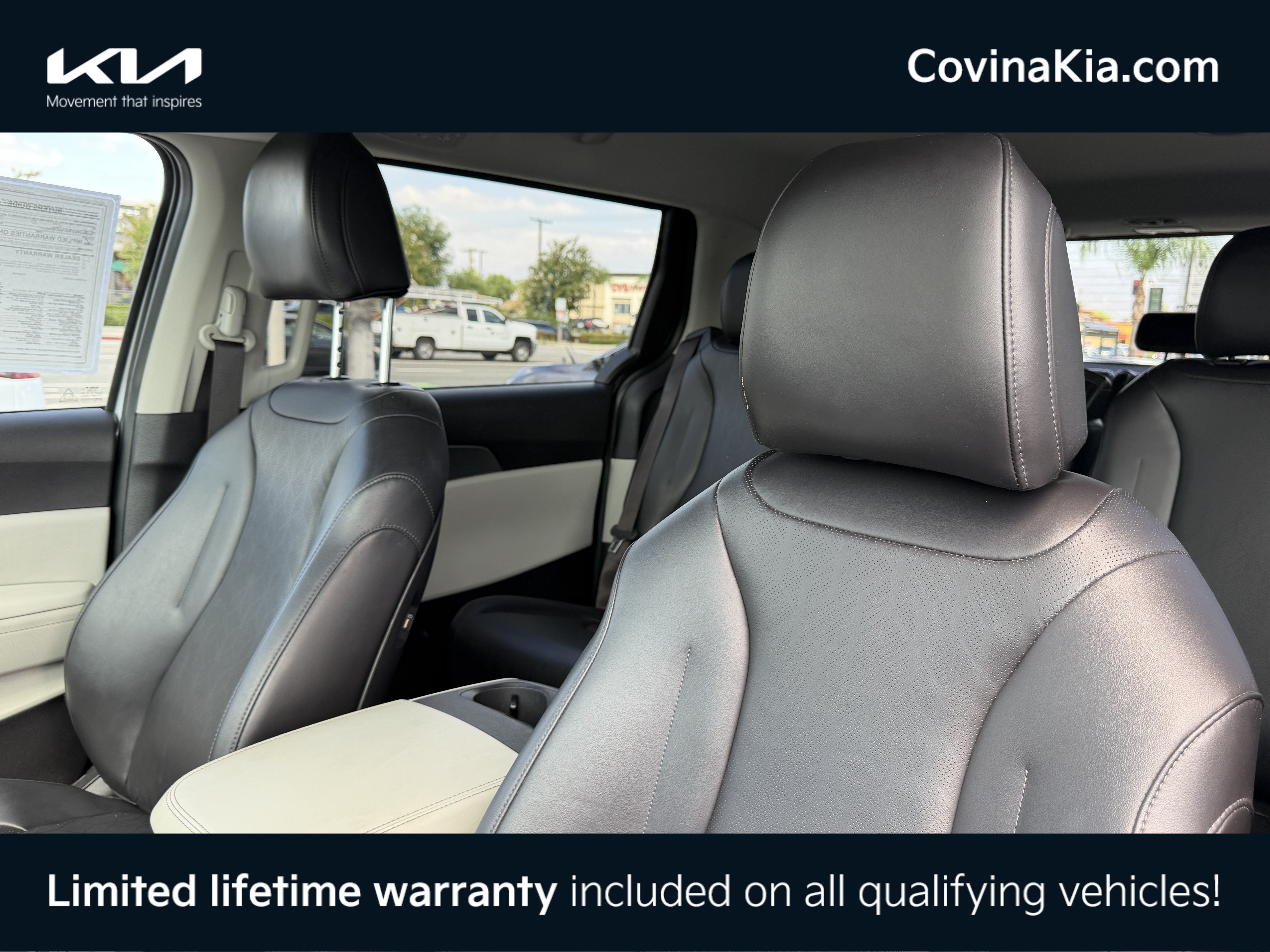 Certified 2022 Kia Carnival LX FWD image 17