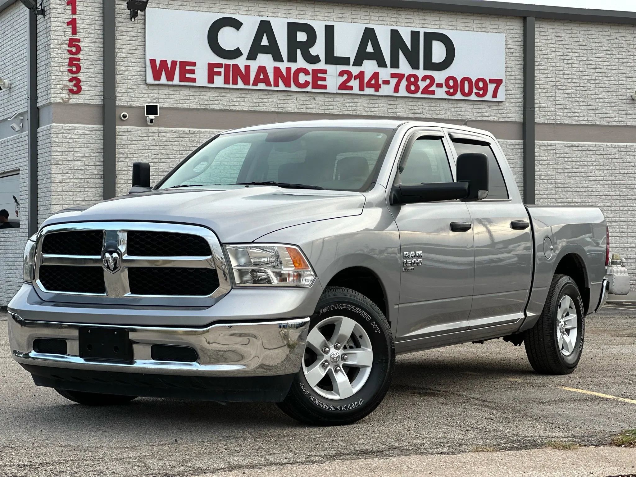 Used 2022 RAM 1500 Classic SLT w/ Trailer & Traction Group image 1