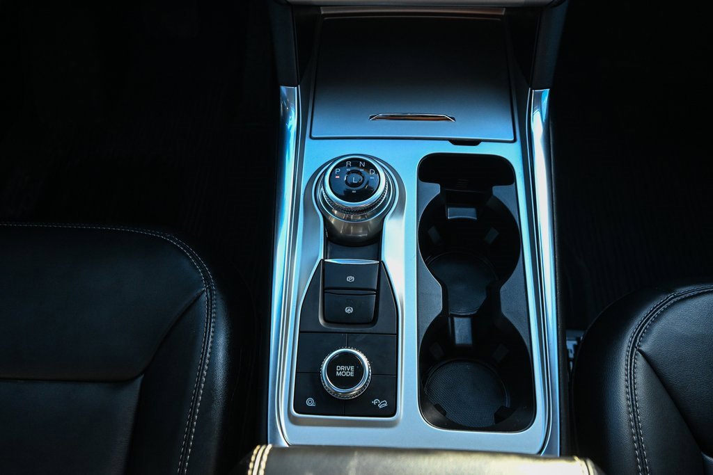 Used 2023 Ford Explorer XLT w/ Equipment Group 202A image 37