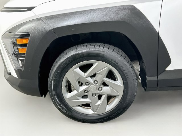 Certified 2024 Hyundai Kona SE AWD/4WD image 33