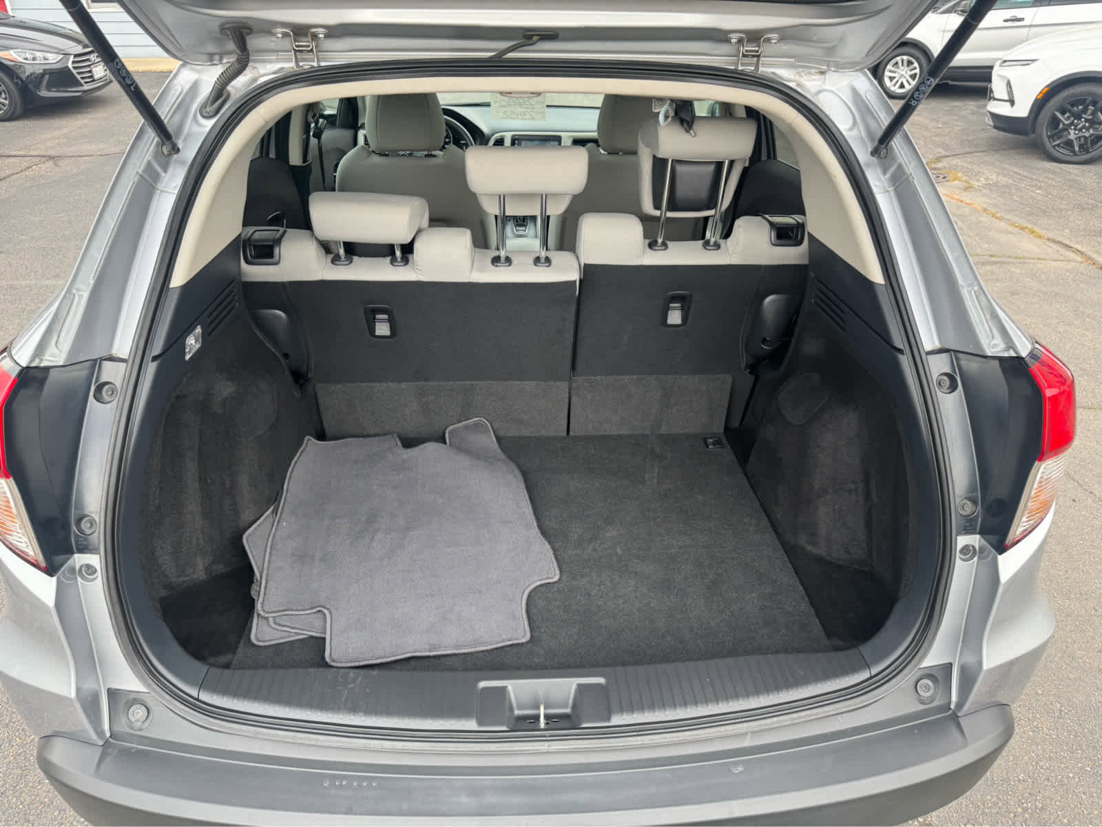 Used 2022 Honda HR-V EX image 15