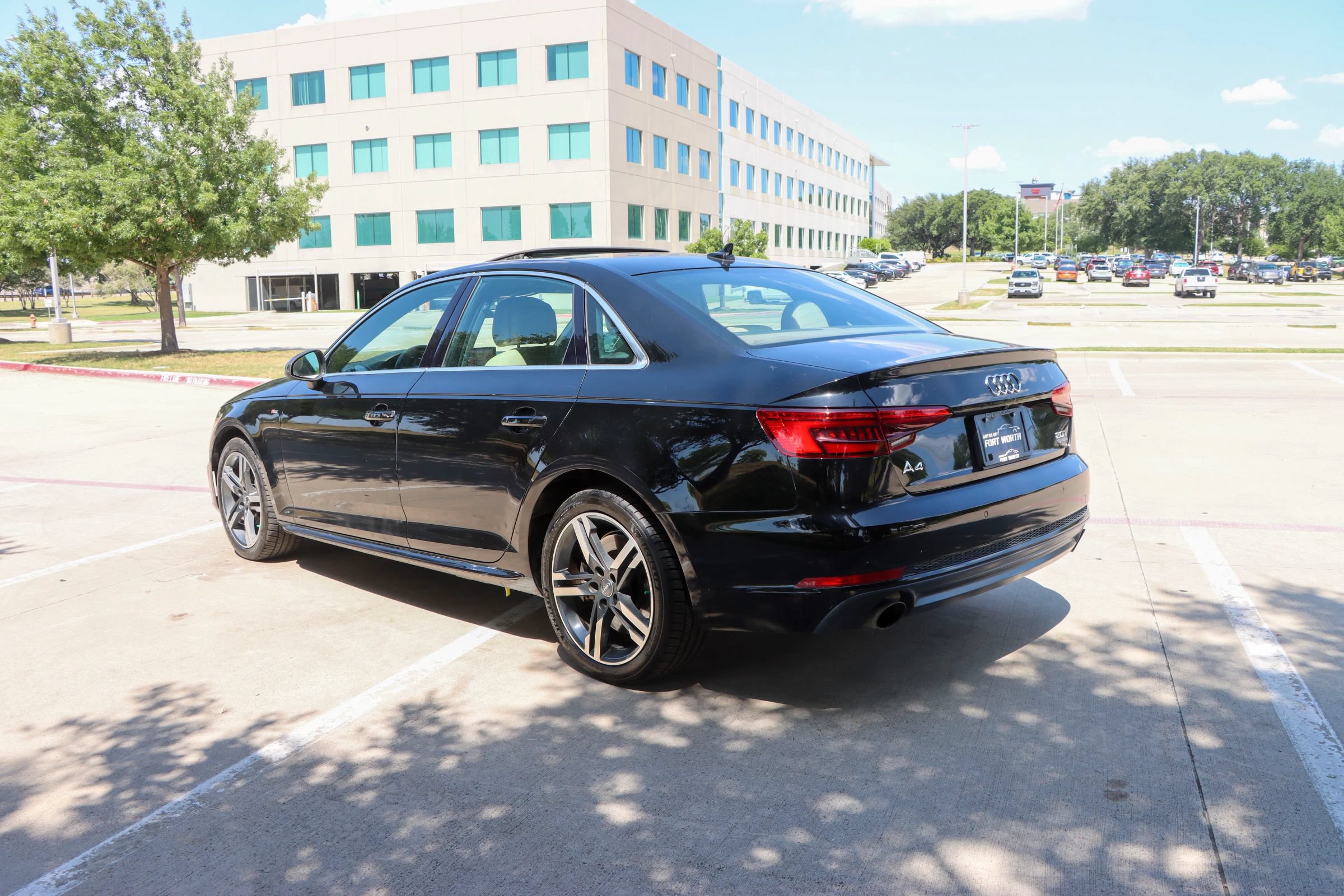 Used 2017 Audi A4 2.0T Premium Plus w/ Premium Plus Package AWD/4WD image 5