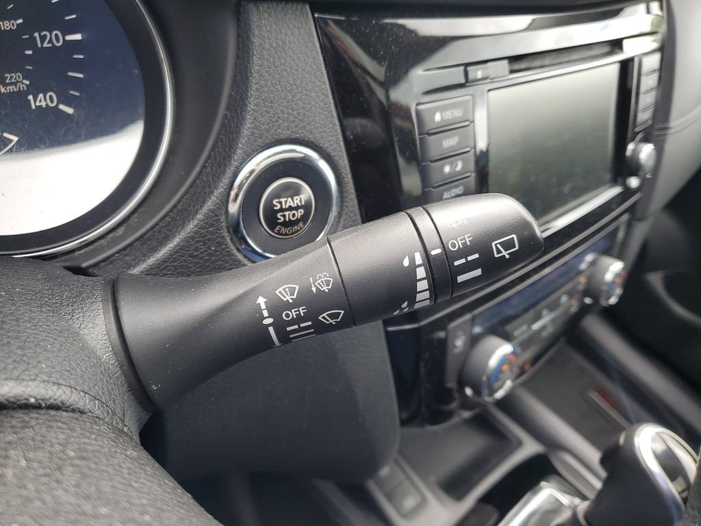 Used 2020 Nissan Rogue SL w/ Premium Package AWD/4WD image 19