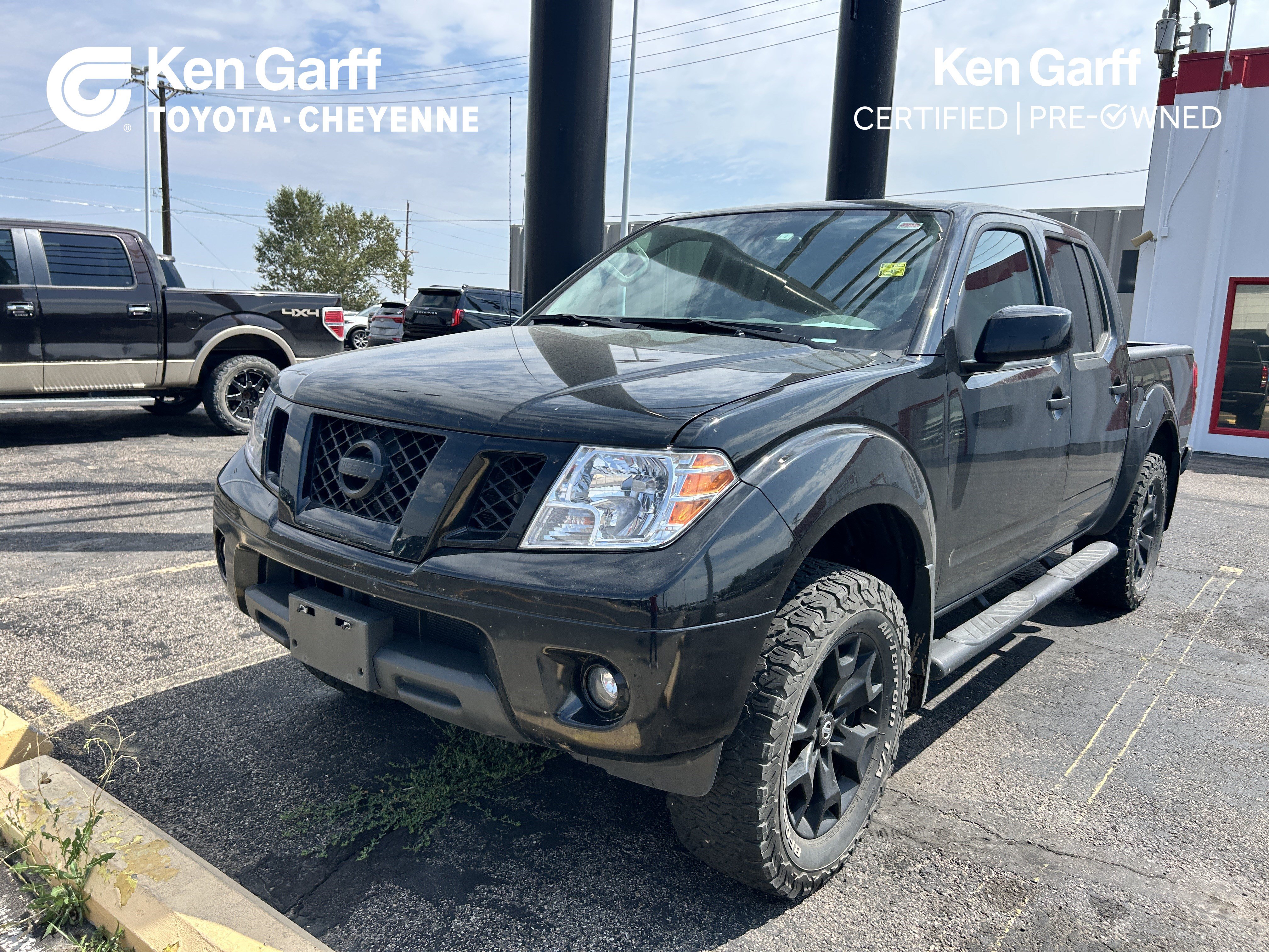 Used 2020 Nissan Frontier SV w/ Midnight Edition Floor Mats AWD/4WD image 1