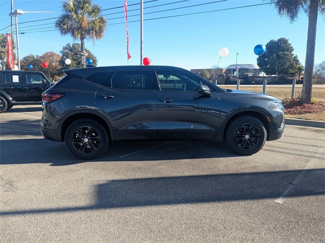 Used 2022 Chevrolet Blazer LT image 2