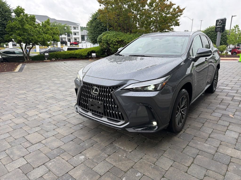 Used 2022 Lexus NX 350 AWD image 2