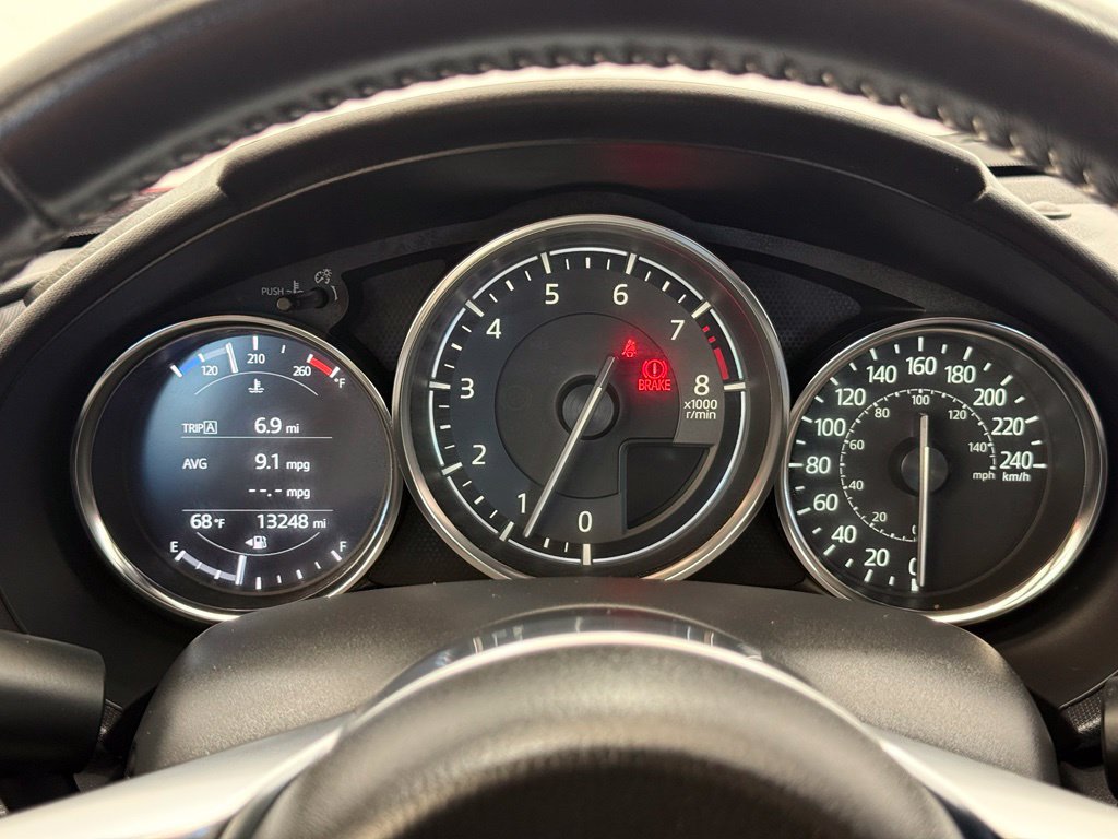 Used 2022 MAZDA MX-5 Miata Club RWD image 25