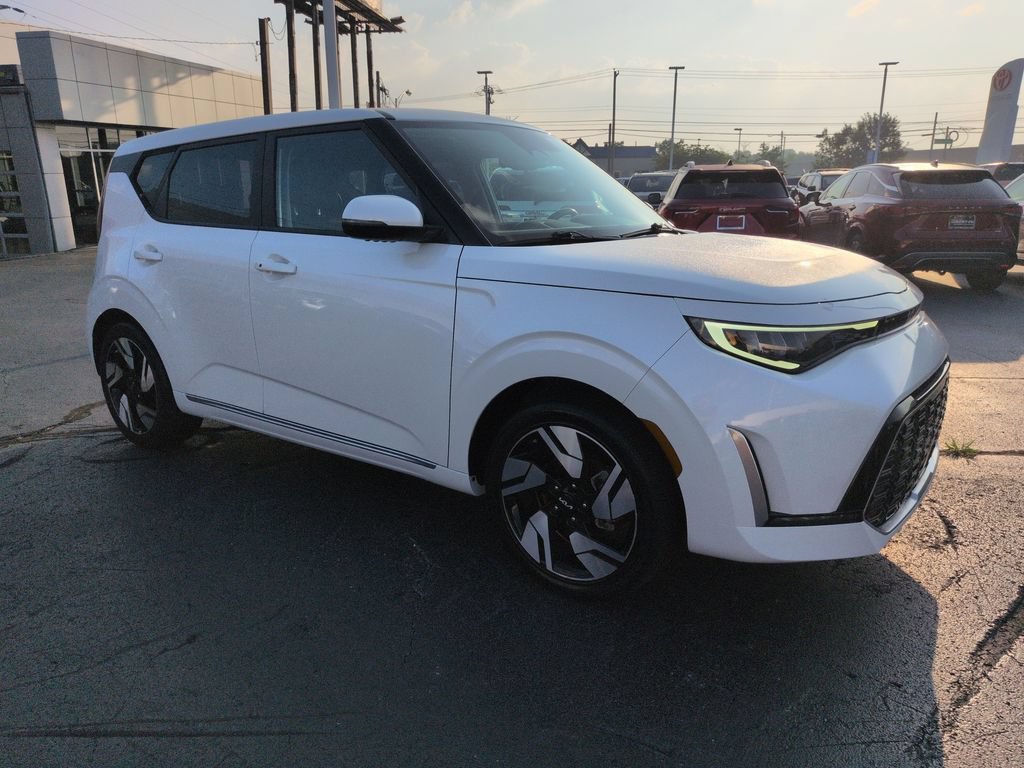 Used 2024 Kia Soul GT-Line w/ GT-Line Technology Package FWD image 7