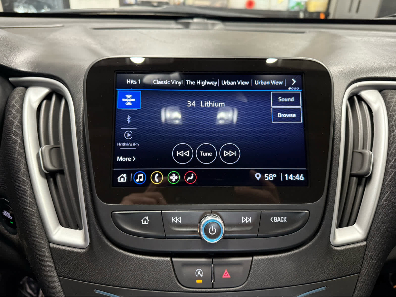 Used 2024 Chevrolet Malibu LT w/ Midnight Edition FWD image 15