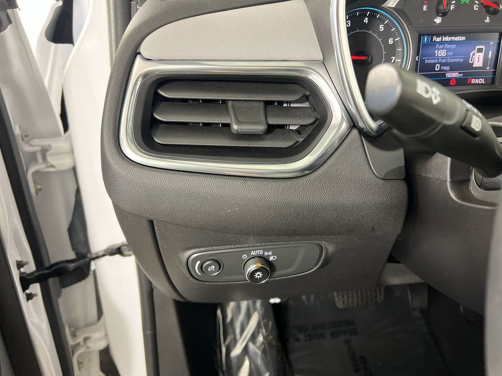 Used 2024 Chevrolet Equinox LS w/ LS Convenience Package image 18