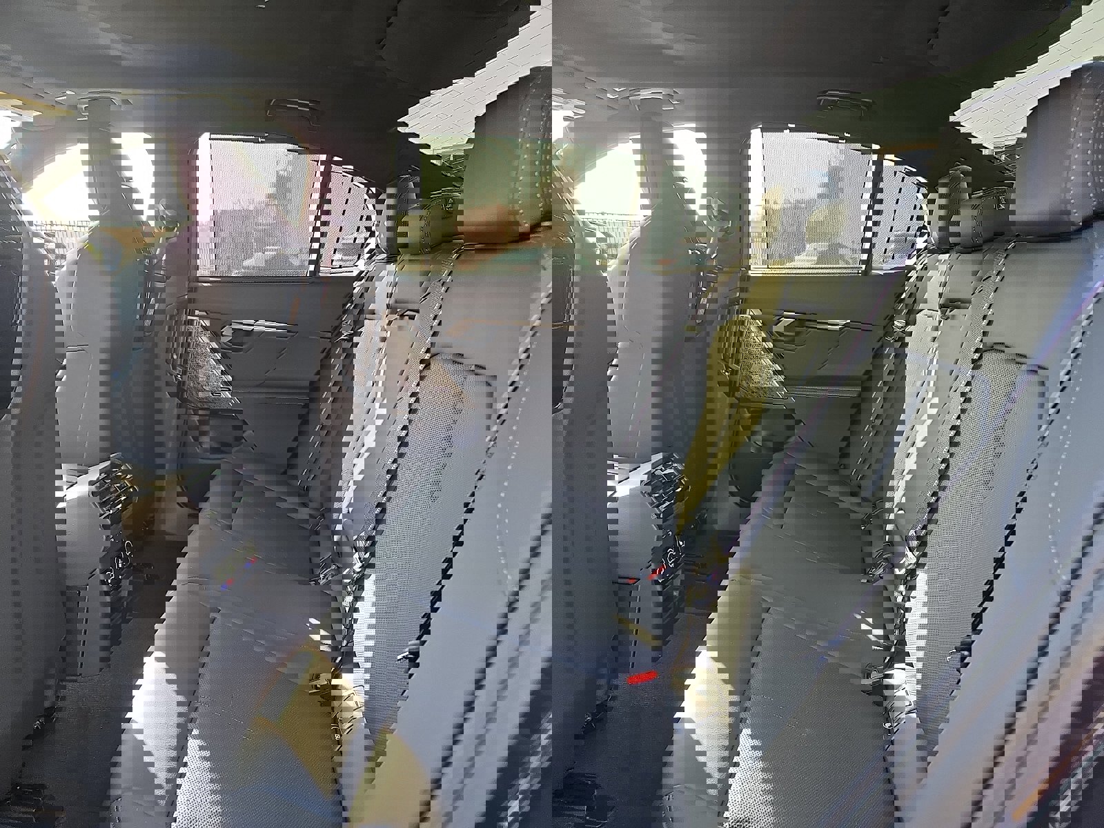 Used 2026 BMW M5 w/ Carbon Package image 11