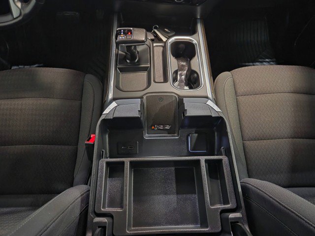 Used 2022 Chevrolet Silverado 1500 RST AWD/4WD image 81