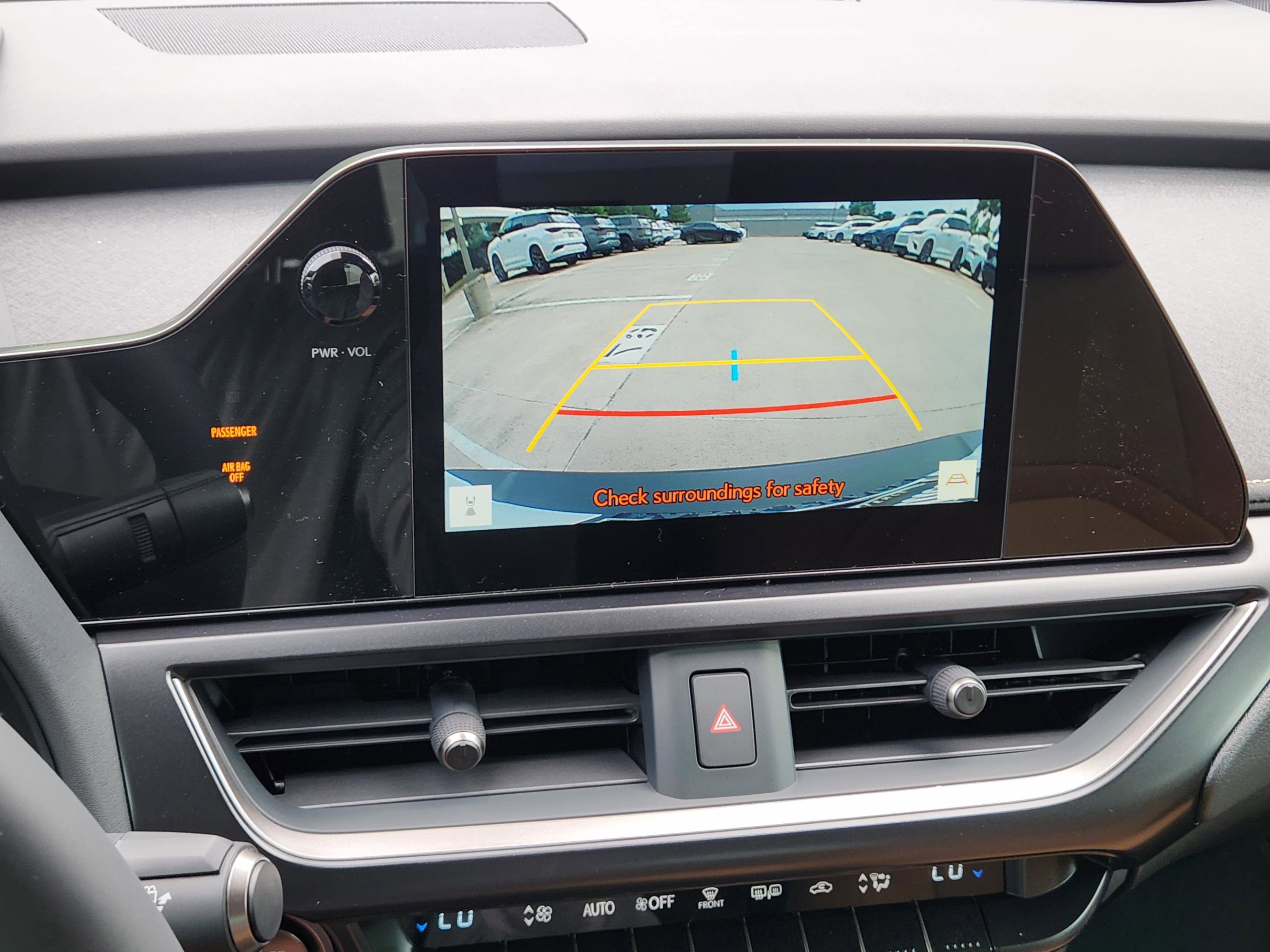 New 2026 Lexus UX 300h FWD image 9