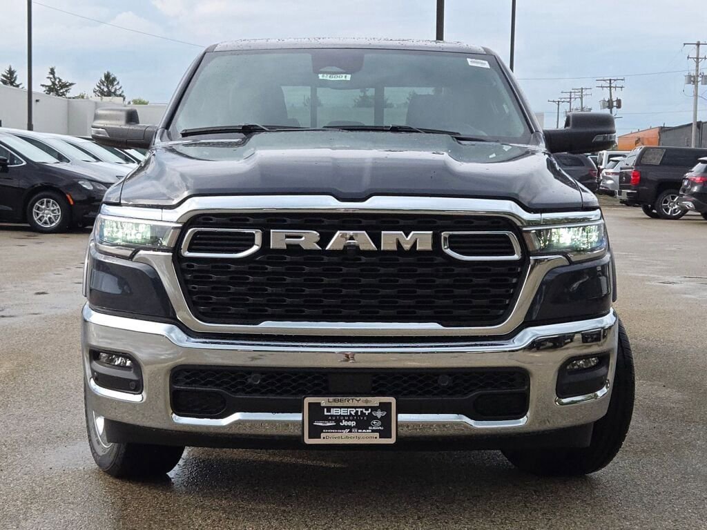 New 2026 RAM 1500 4x4 Crew Cab image 4