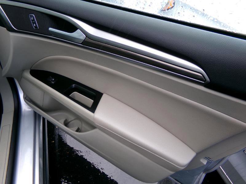 Used 2018 Ford Fusion Energi SE image 37