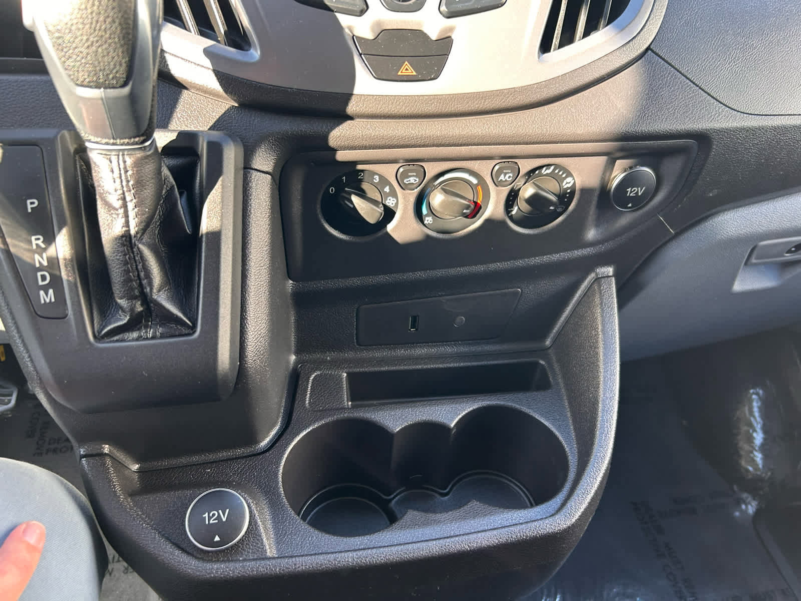 Used 2019 Ford Transit 150 XLT image 15