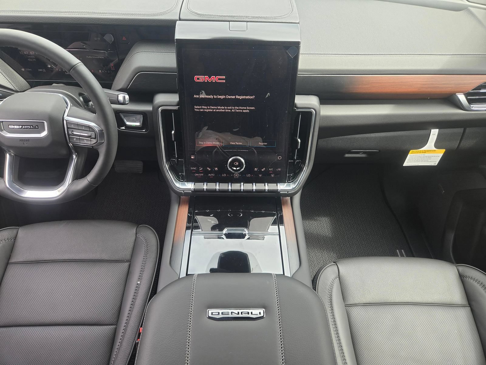 New 2026 GMC Yukon XL Denali w/ Sun & Power Step Package AWD/4WD image 7
