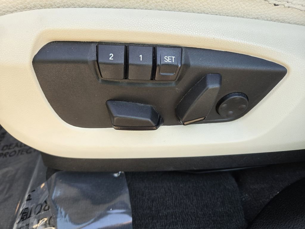 Used 2016 BMW X5 xDrive35d image 23