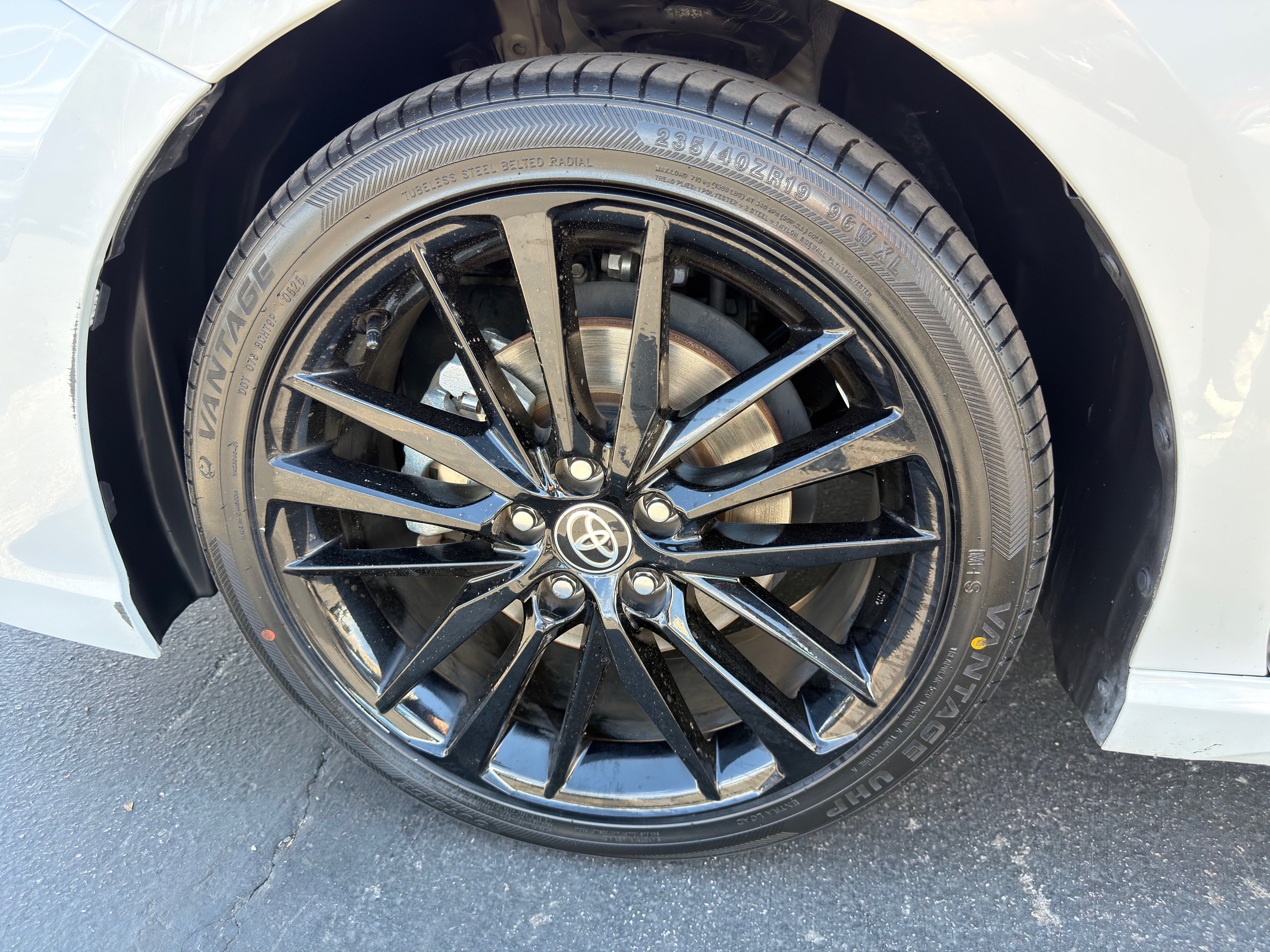 Used 2024 Toyota Camry XSE FWD image 37