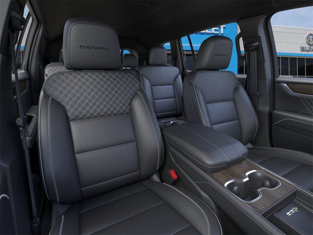New 2026 GMC Acadia Denali w/ Super Cruise Package image 16