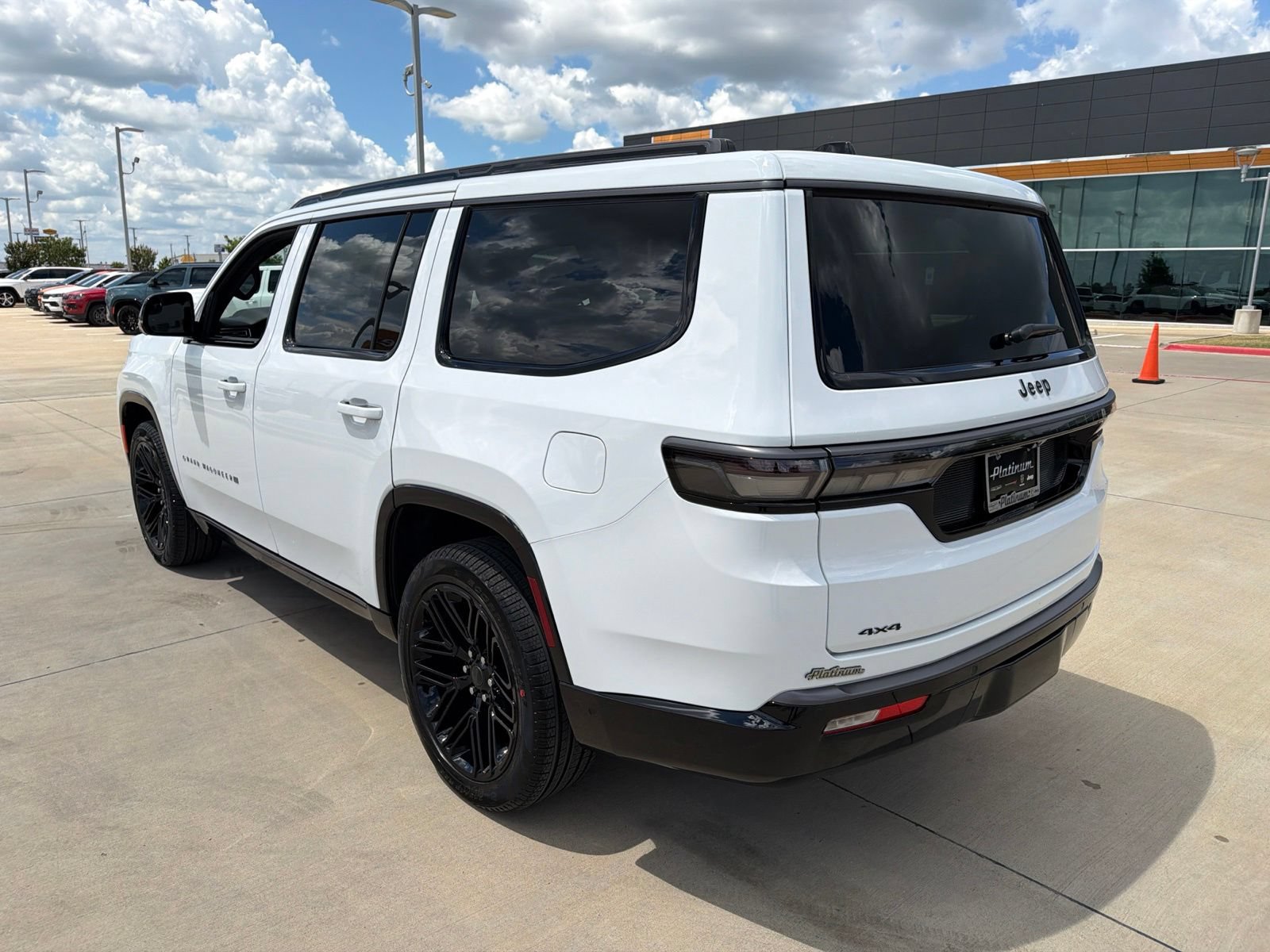 New 2026 Jeep Grand Wagoneer Limited AWD/4WD image 3