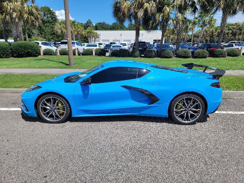 Used 2023 Chevrolet Corvette Stingray Premium Cpe w/ Z51 Performance Package RWD image 3