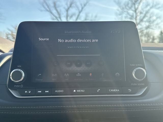 Used 2023 Nissan Rogue S image 15