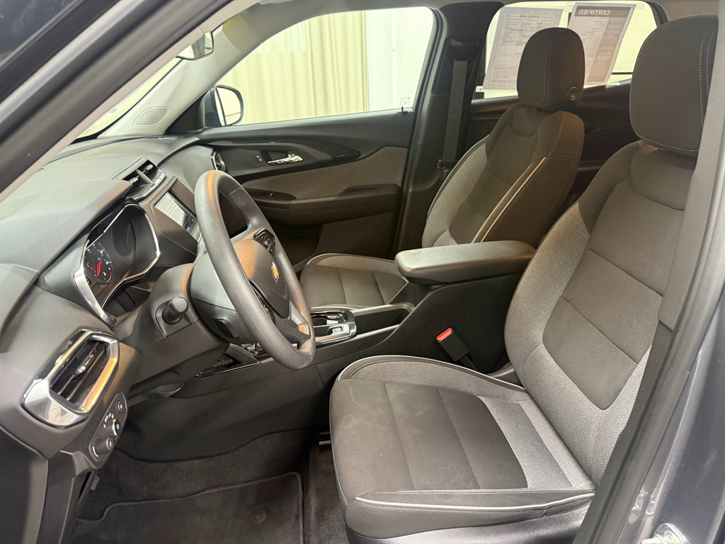 Used 2021 Chevrolet TrailBlazer LT FWD image 27