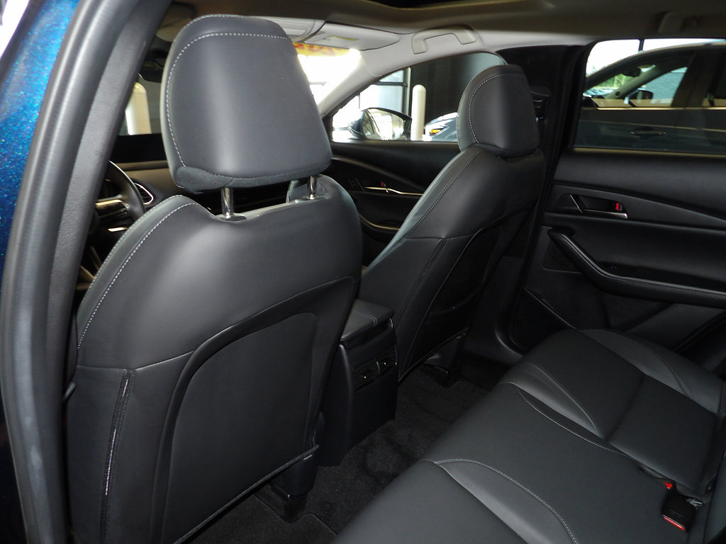 Certified 2024 MAZDA CX-30 AWD 2.5 S w/ Preferred Package image 22