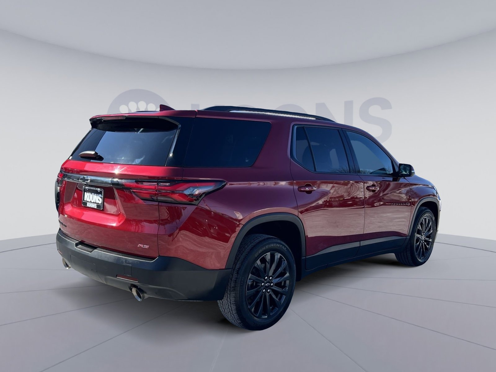Used 2023 Chevrolet Traverse RS w/ LPO, Cargo Package image 7