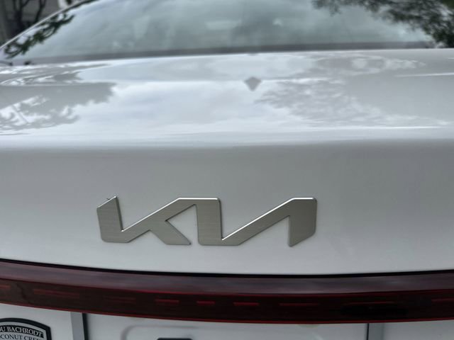 Used 2024 Kia Forte LXS FWD image 14