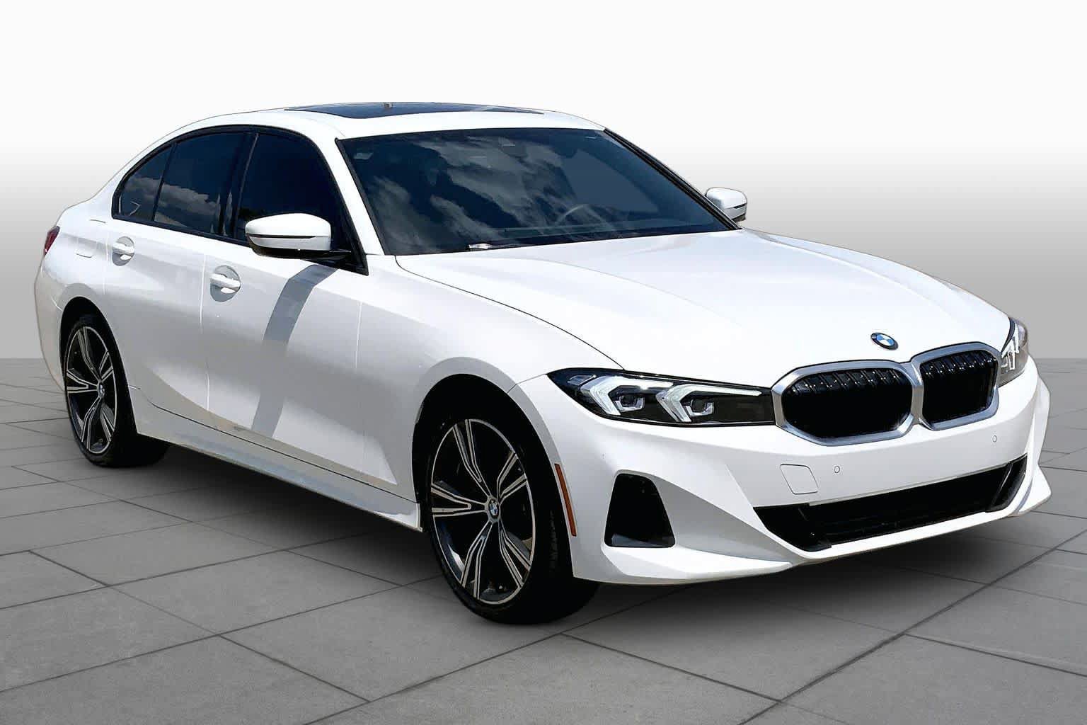 Used 2023 BMW 330i xDrive Sedan w/ Premium Package AWD/4WD image 2