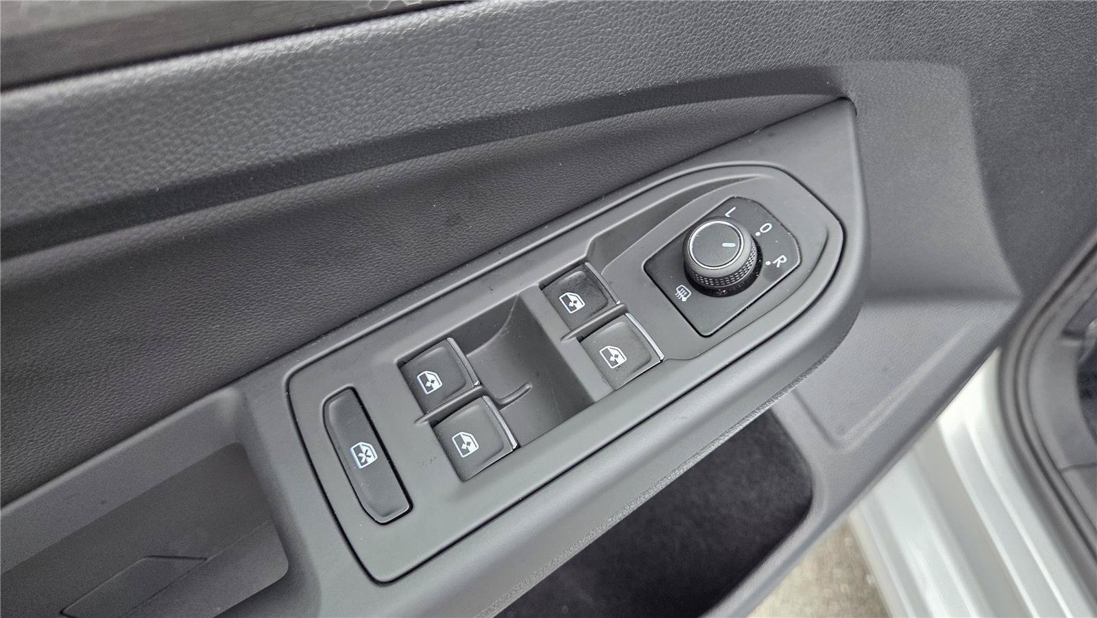 Used 2023 Volkswagen GTI SE w/ SE Leather Package FWD image 15